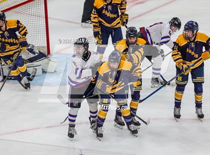 Thumbnail 2 in Dover-Sherborn vs Hanover (MIAA Division 4 Final) photogallery.
