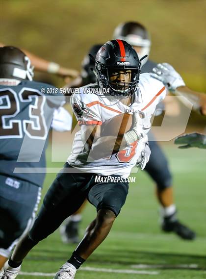 Thumbnail 3 in  Harvard-Westlake vs Crespi photogallery.