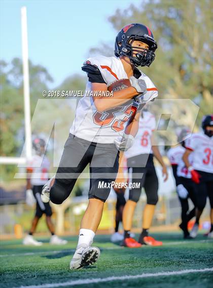 Thumbnail 3 in  Harvard-Westlake vs Crespi photogallery.