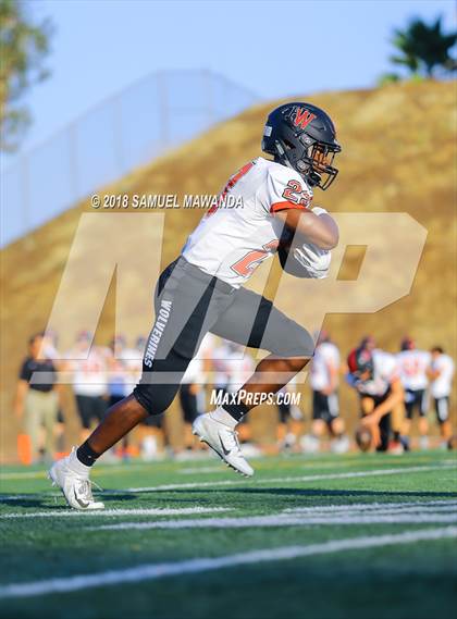 Thumbnail 2 in  Harvard-Westlake vs Crespi photogallery.