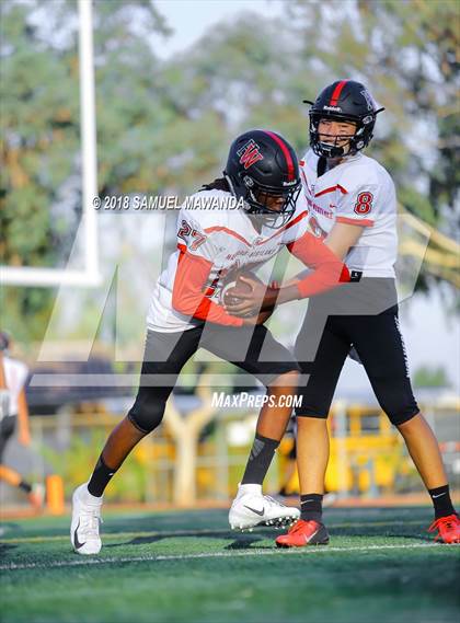 Thumbnail 3 in  Harvard-Westlake vs Crespi photogallery.
