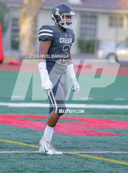 Thumbnail 3 in  Harvard-Westlake vs Crespi photogallery.