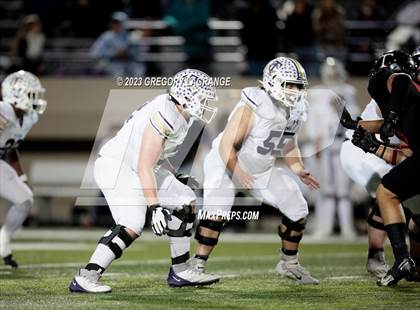 Thumbnail 1 in Timber Creek vs Trinity (UIL 6A Football Bi-District) photogallery.
