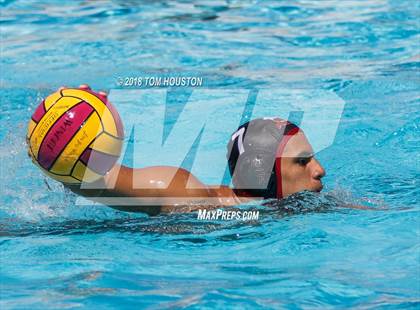 Thumbnail 3 in La Serna vs Hoover (D2 Showcase) photogallery.