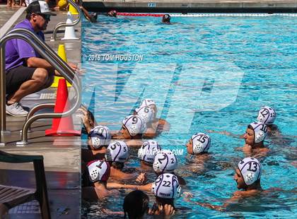 Thumbnail 2 in La Serna vs Hoover (D2 Showcase) photogallery.