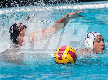 Thumbnail 1 in La Serna vs Hoover (D2 Showcase) photogallery.