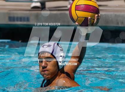 Thumbnail 2 in La Serna vs Hoover (D2 Showcase) photogallery.