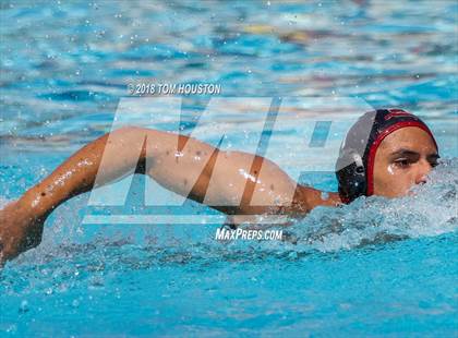 Thumbnail 2 in La Serna vs Hoover (D2 Showcase) photogallery.
