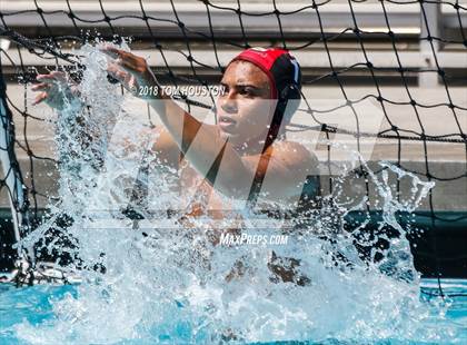 Thumbnail 1 in La Serna vs Hoover (D2 Showcase) photogallery.