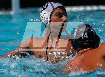 Thumbnail 3 in La Serna vs Hoover (D2 Showcase) photogallery.