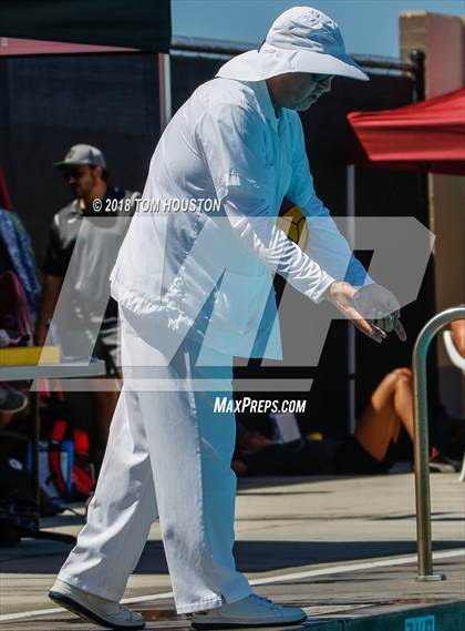 Thumbnail 1 in La Serna vs Hoover (D2 Showcase) photogallery.