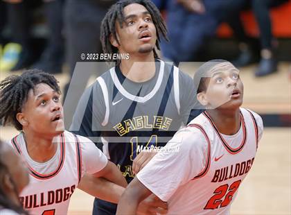 Thumbnail 1 in Eagle's Landing @ Dutchtown photogallery.