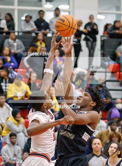 Thumbnail 1 in Eagle's Landing @ Dutchtown photogallery.