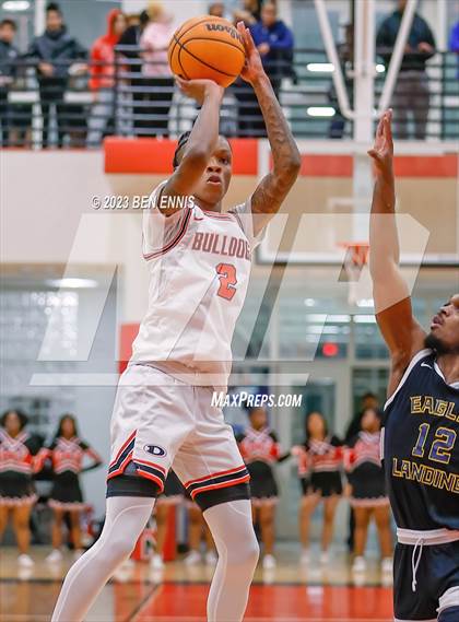 Thumbnail 2 in Eagle's Landing @ Dutchtown photogallery.