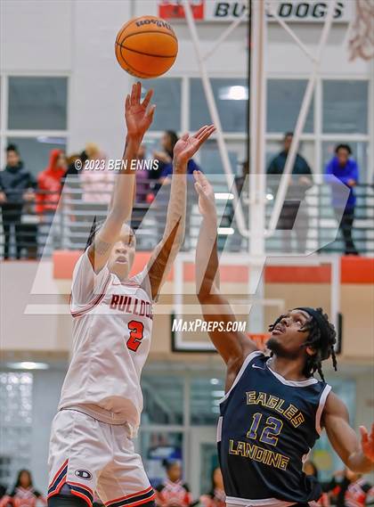 Thumbnail 2 in Eagle's Landing @ Dutchtown photogallery.