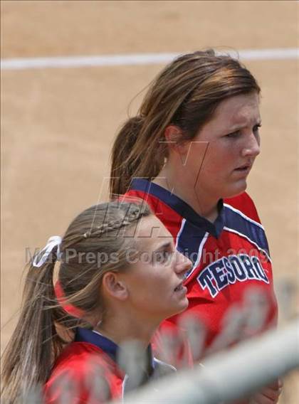 Thumbnail 2 in Tesoro vs. Glendora (CIF SS D3 Final) photogallery.