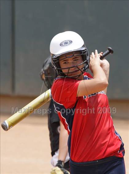 Thumbnail 2 in Tesoro vs. Glendora (CIF SS D3 Final) photogallery.