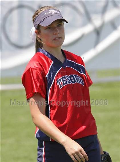 Thumbnail 3 in Tesoro vs. Glendora (CIF SS D3 Final) photogallery.