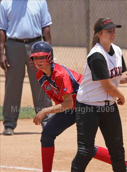 Thumbnail 2 in Tesoro vs. Glendora (CIF SS D3 Final) photogallery.