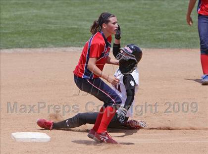 Thumbnail 2 in Tesoro vs. Glendora (CIF SS D3 Final) photogallery.