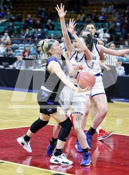 Thumbnail 2 in Grandview vs Highlands Ranch (CHSAA 5A Final Four) photogallery.