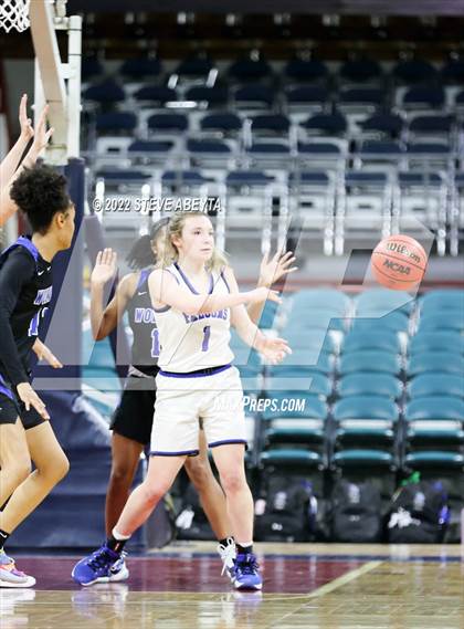 Thumbnail 2 in Grandview vs Highlands Ranch (CHSAA 5A Final Four) photogallery.