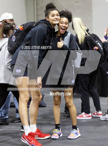 Thumbnail 2 in Grandview vs Highlands Ranch (CHSAA 5A Final Four) photogallery.