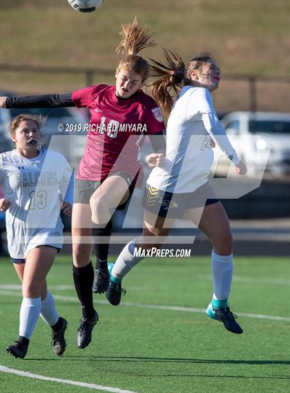Thumbnail 2 in Hanover vs. Bow (NHIAA D2 Final) photogallery.