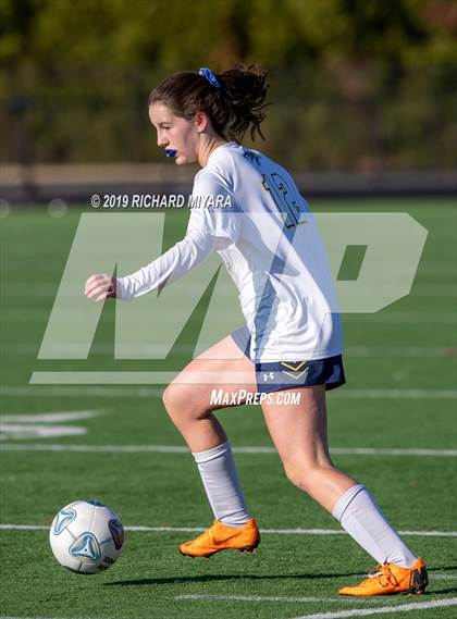 Thumbnail 3 in Hanover vs. Bow (NHIAA D2 Final) photogallery.