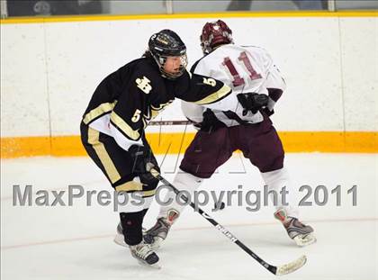 Thumbnail 1 in Barlow vs. Brookfield/Bethel/Danbury (SWC Semifinal) photogallery.