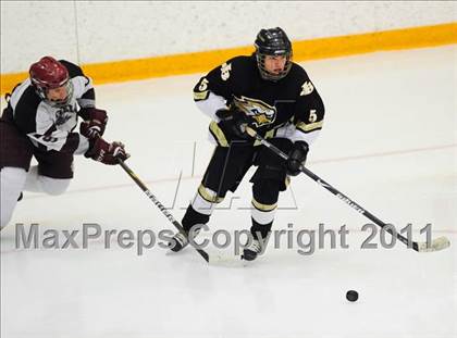 Thumbnail 2 in Barlow vs. Brookfield/Bethel/Danbury (SWC Semifinal) photogallery.