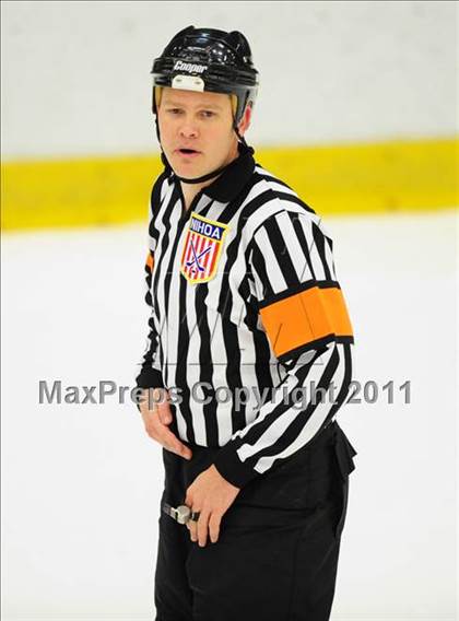Thumbnail 1 in Barlow vs. Brookfield/Bethel/Danbury (SWC Semifinal) photogallery.