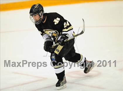 Thumbnail 3 in Barlow vs. Brookfield/Bethel/Danbury (SWC Semifinal) photogallery.