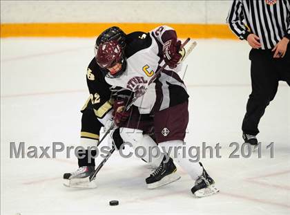 Thumbnail 3 in Barlow vs. Brookfield/Bethel/Danbury (SWC Semifinal) photogallery.