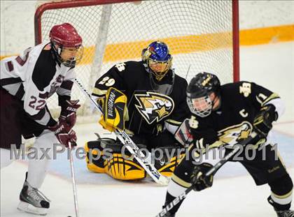 Thumbnail 3 in Barlow vs. Brookfield/Bethel/Danbury (SWC Semifinal) photogallery.