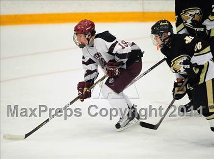 Thumbnail 2 in Barlow vs. Brookfield/Bethel/Danbury (SWC Semifinal) photogallery.