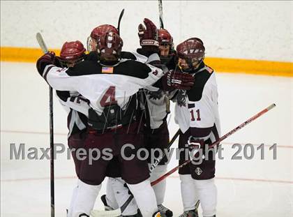 Thumbnail 2 in Barlow vs. Brookfield/Bethel/Danbury (SWC Semifinal) photogallery.