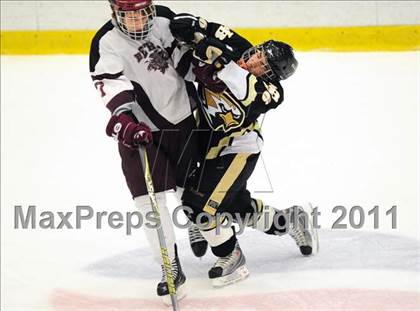 Thumbnail 2 in Barlow vs. Brookfield/Bethel/Danbury (SWC Semifinal) photogallery.
