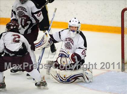 Thumbnail 2 in Barlow vs. Brookfield/Bethel/Danbury (SWC Semifinal) photogallery.