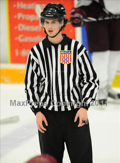 Thumbnail 2 in Barlow vs. Brookfield/Bethel/Danbury (SWC Semifinal) photogallery.