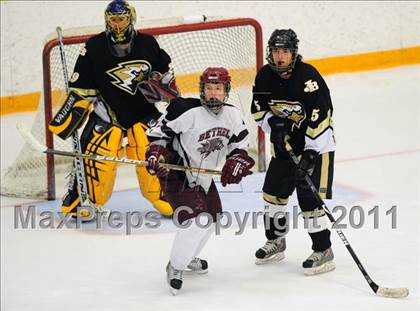 Thumbnail 2 in Barlow vs. Brookfield/Bethel/Danbury (SWC Semifinal) photogallery.