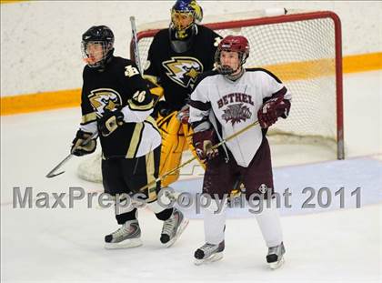 Thumbnail 3 in Barlow vs. Brookfield/Bethel/Danbury (SWC Semifinal) photogallery.