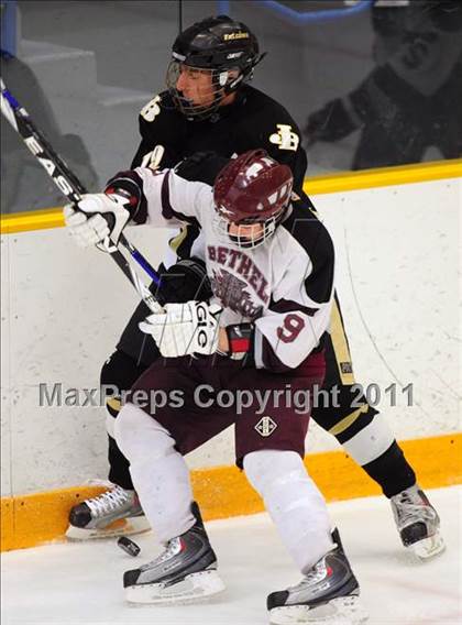 Thumbnail 3 in Barlow vs. Brookfield/Bethel/Danbury (SWC Semifinal) photogallery.
