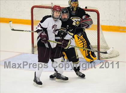 Thumbnail 3 in Barlow vs. Brookfield/Bethel/Danbury (SWC Semifinal) photogallery.