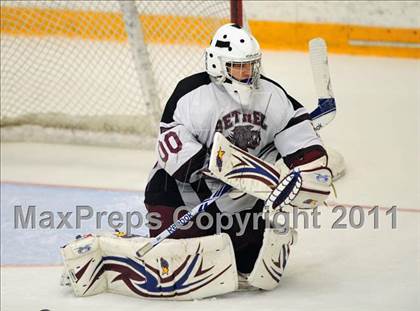 Thumbnail 3 in Barlow vs. Brookfield/Bethel/Danbury (SWC Semifinal) photogallery.