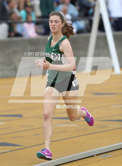 Thumbnail 2 in CIF NCS Masters Track and Field (1600 Meters) photogallery.