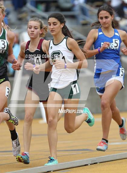 Thumbnail 3 in CIF NCS Masters Track and Field (1600 Meters) photogallery.