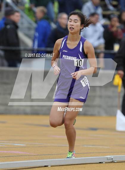 Thumbnail 1 in CIF NCS Masters Track and Field (1600 Meters) photogallery.