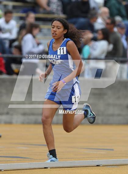 Thumbnail 2 in CIF NCS Masters Track and Field (1600 Meters) photogallery.