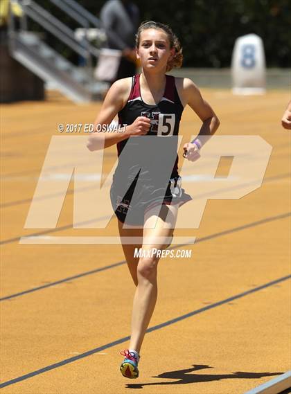 Thumbnail 3 in CIF NCS Masters Track and Field (1600 Meters) photogallery.